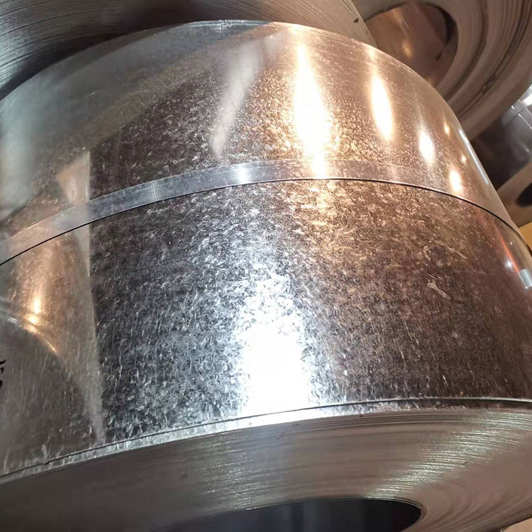 Potesne Calefacere galvanized metallum?